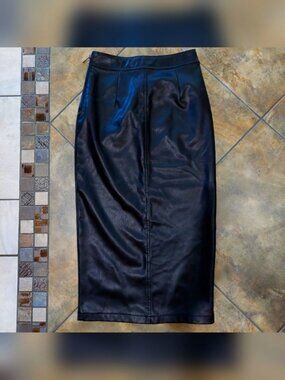 Le Chateau Black PU Leather Skirt Size 1 Juniors Good